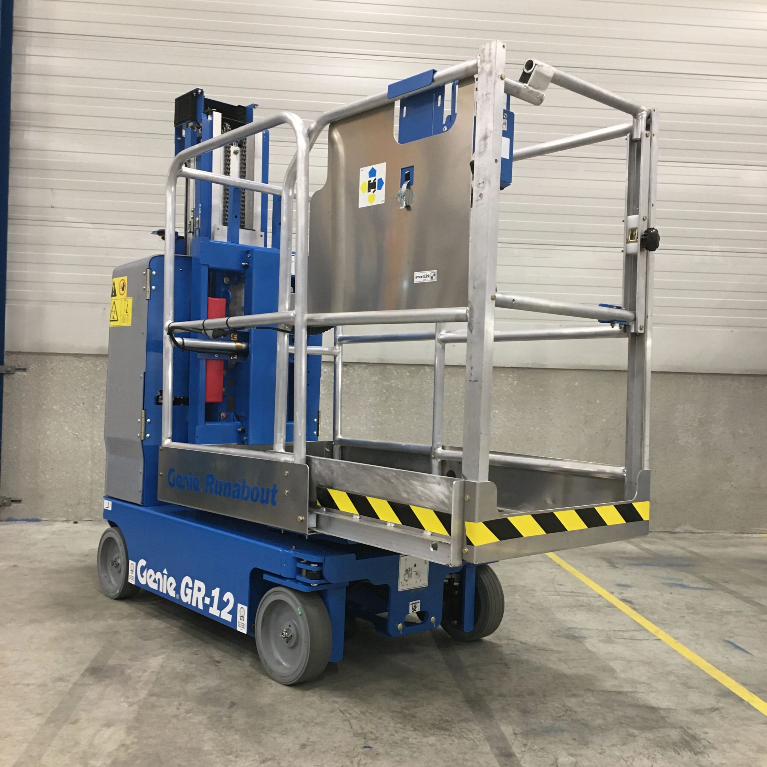 4 Meter One-Person Self-Propelled Lift, Electric - Image 3