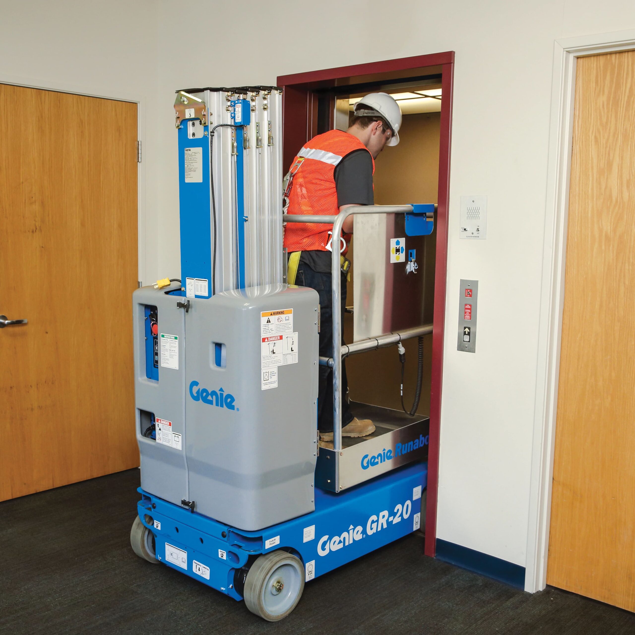 5-6 Meter One-Person Self-Propelled Lift, Electric - Image 8